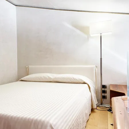 Il Campo 8: Piazza Del Campo 锡耶纳