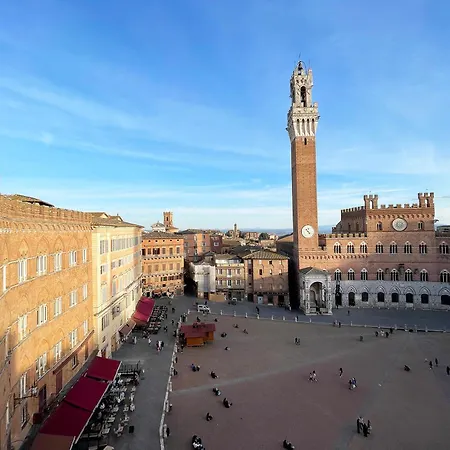 Il Campo 8: Piazza Del Campo Апартаменты